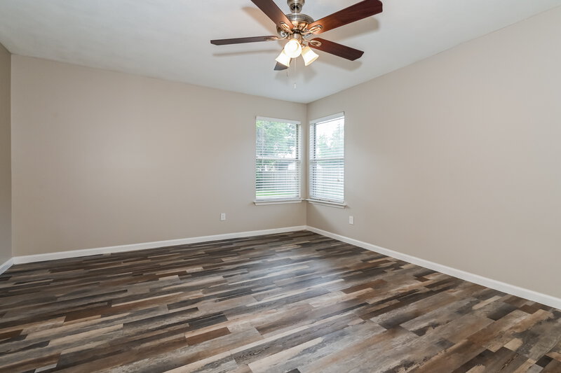 1,850/Mo, 1225 Peabody Dr E Jacksonville, FL 32221 Main Bedroom View