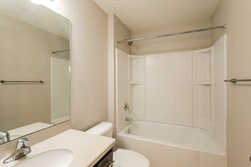 1,775/Mo, 6144 Sandler Chase Trail Jacksonville, FL 32222 Bathroom View