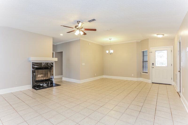 2,240/Mo, 248 Carriann Cove Trail W Jacksonville, FL 32225 Living Room View