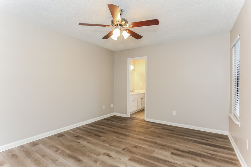 2,240/Mo, 248 Carriann Cove Trail W Jacksonville, FL 32225 Main Bedroom View 2