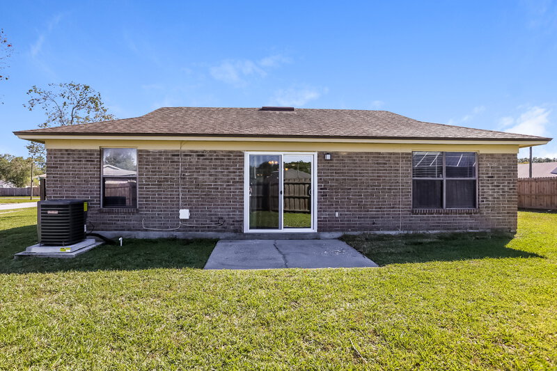 1,600/Mo, 7019 Cane Grass Ln W Jacksonville, FL 32244 Rear View