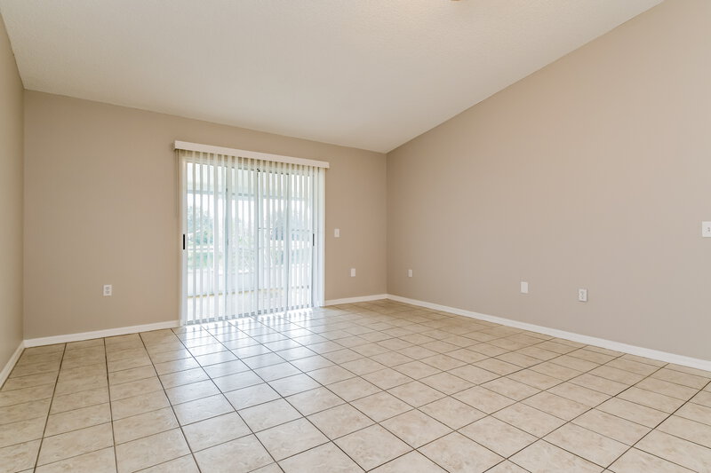 2,265/Mo, 65 Reeding Ridge Dr W Jacksonville, FL 32225 Living Room View