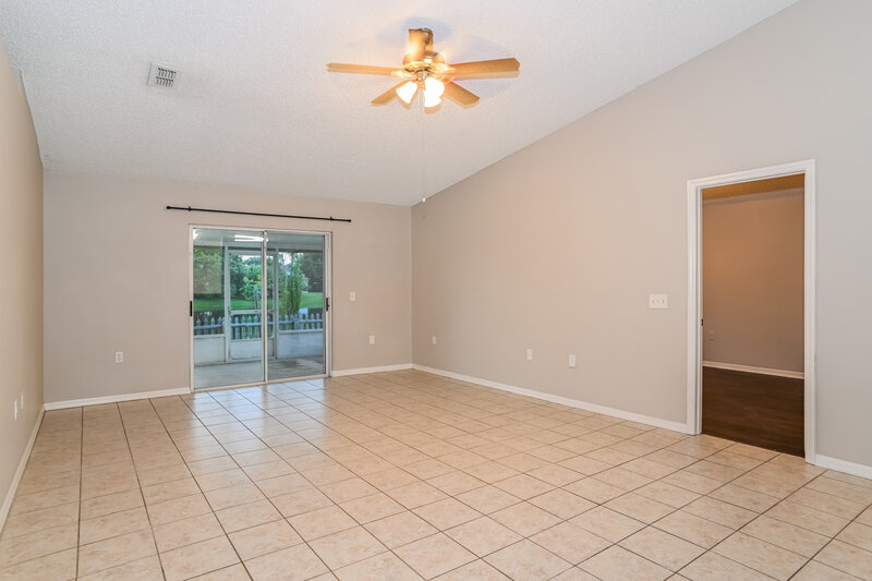 2,310/Mo, 65 Reeding Ridge Dr W Jacksonville, FL 32225 Living Room View