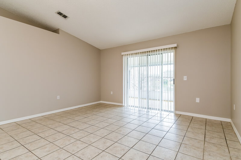 2,265/Mo, 65 Reeding Ridge Dr W Jacksonville, FL 32225 Living Room View 2