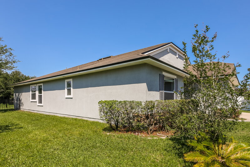 2,150/Mo, 1033 Bains Lake Dr Jacksonville, FL 32218 Front View