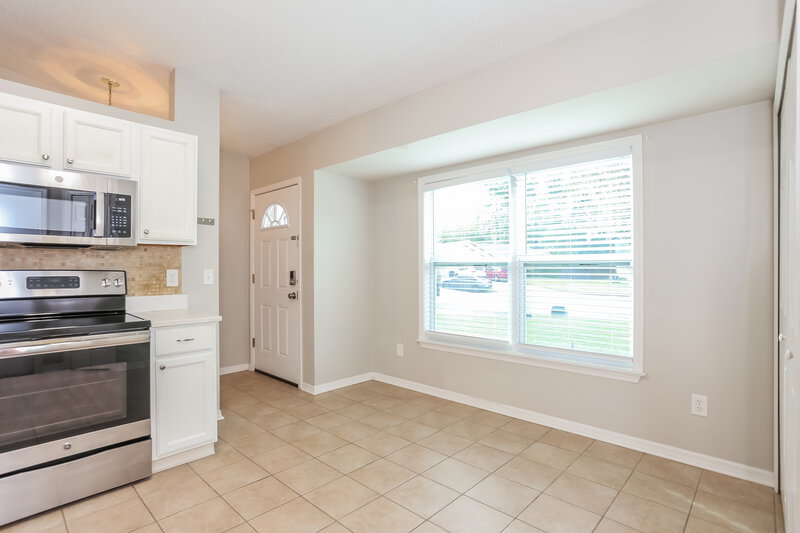 1,805/Mo, 8256 Teaticket Dr Jacksonville, FL 32244 Dining Room View