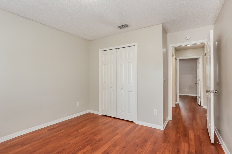 1,805/Mo, 8256 Teaticket Dr Jacksonville, FL 32244 Bedroom View 3