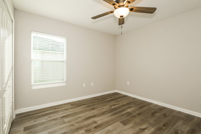1,800/Mo, 4141 Fishing Creek Ln Middleburg, FL 32068 Bedroom View 3