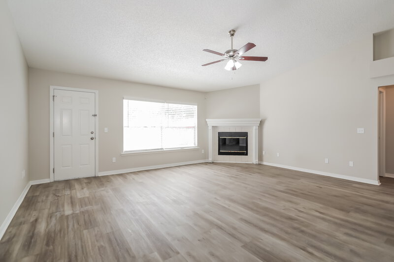 2,500/Mo, 3427 Bristol Bridge Rd Orange Park, FL 32073 Living Room View 2