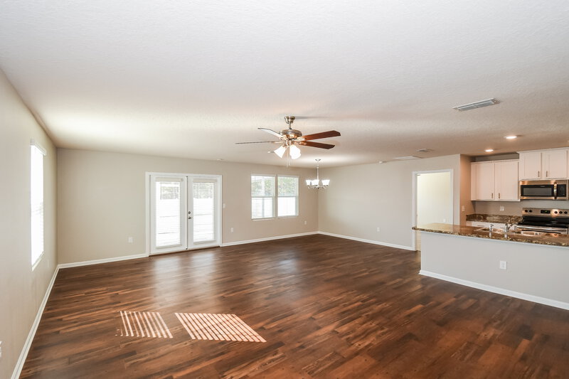 1,960/Mo, 1916 Applegate Ln Middleburg, FL 32068 Living Room View