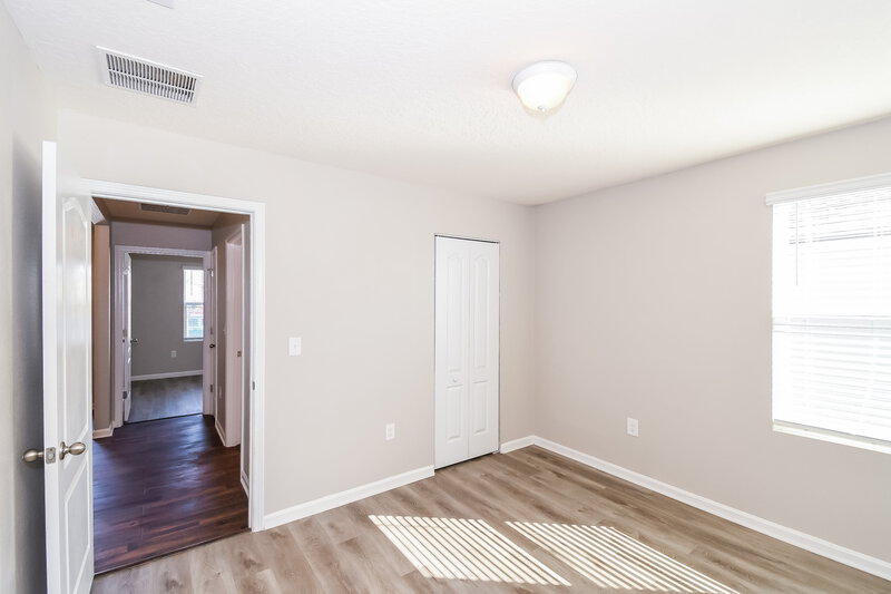 1,960/Mo, 1916 Applegate Ln Middleburg, FL 32068 Bedroom View 2