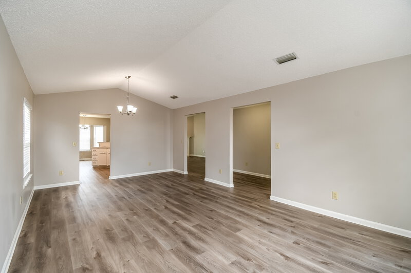 2,040/Mo, 509 Fallen Timbers Dr Orange Park, FL 32073 Family Room View