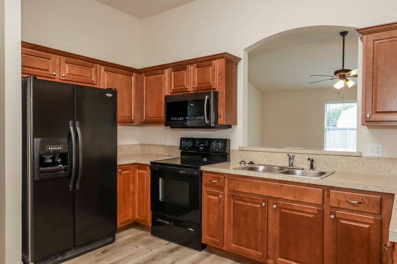 1,970/Mo, 3074 Zeyno Dr Middleburg, FL 32068 Kitchen View