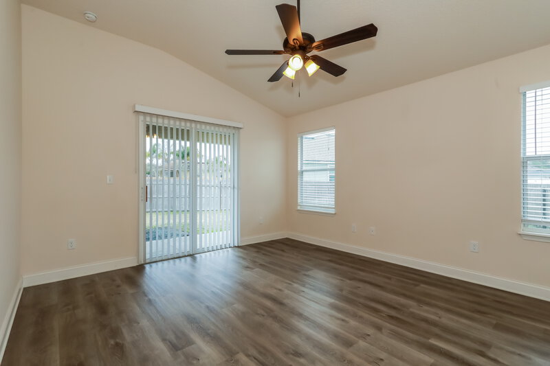 1,970/Mo, 3074 Zeyno Dr Middleburg, FL 32068 Main Bedroom View