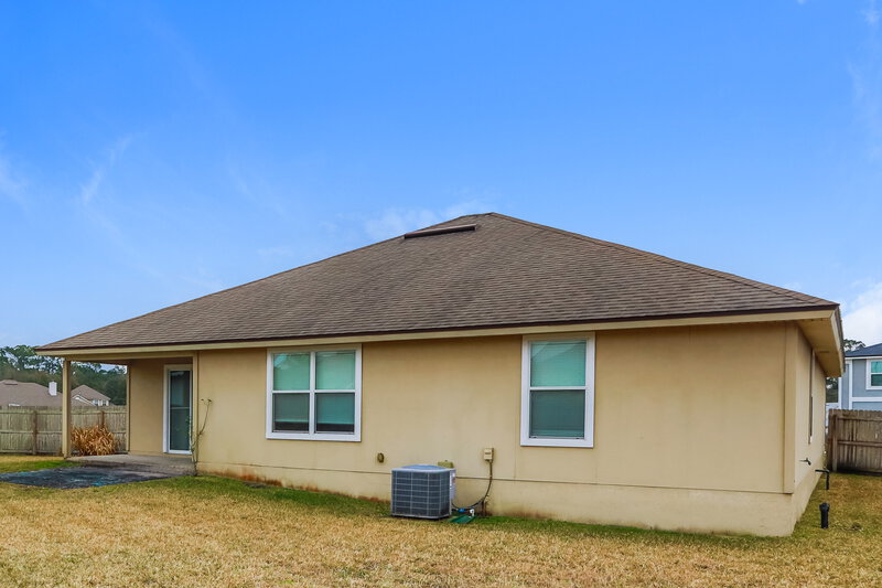 1,970/Mo, 3074 Zeyno Dr Middleburg, FL 32068 Rear View