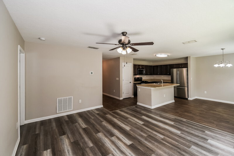 1,700/Mo, 3070 Greywood Ln Orange Park, FL 32073 Living Room View 2