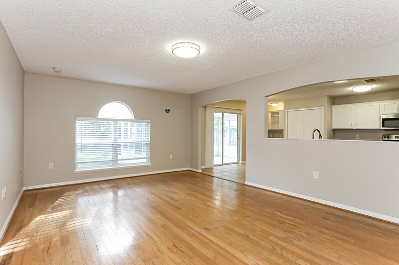 2,480/Mo, 58 Reeding Ridge Dr W Jacksonville, FL 32225 Living Room View