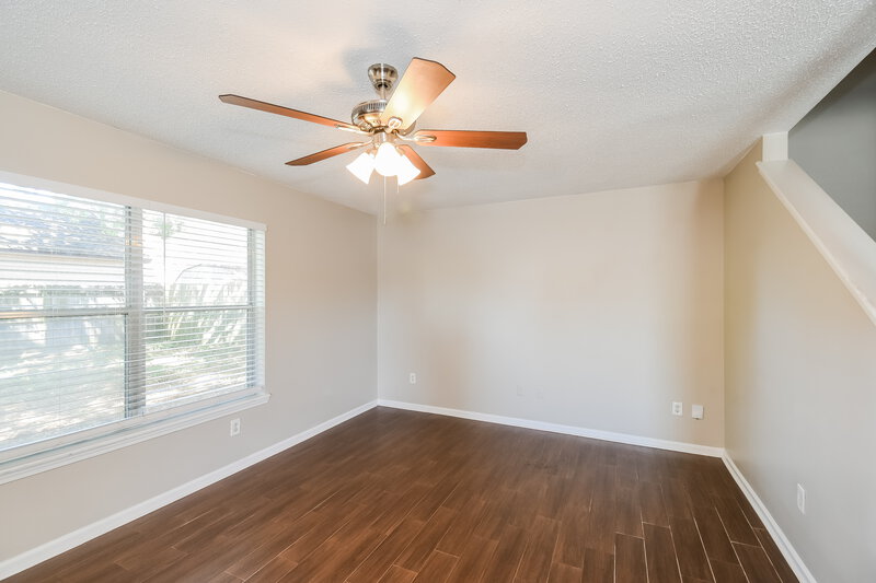 1,930/Mo, 8775 Ivey Rd Jacksonville, FL 32216 Living Room View
