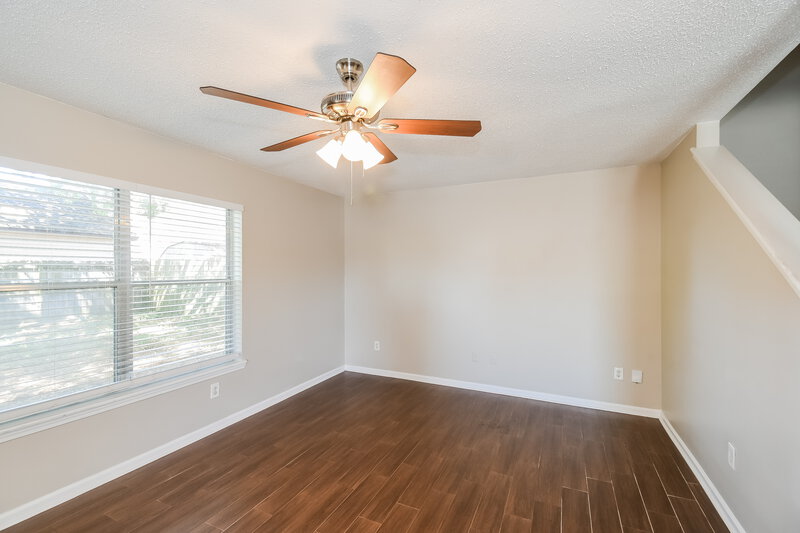 1,950/Mo, 8775 Ivey Rd Jacksonville, FL 32216 Misc View 2