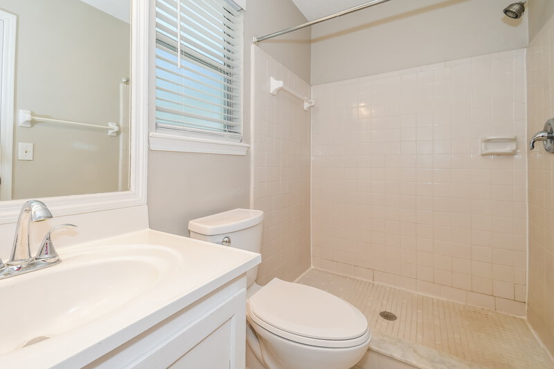 1,950/Mo, 8775 Ivey Rd Jacksonville, FL 32216 Misc View 12