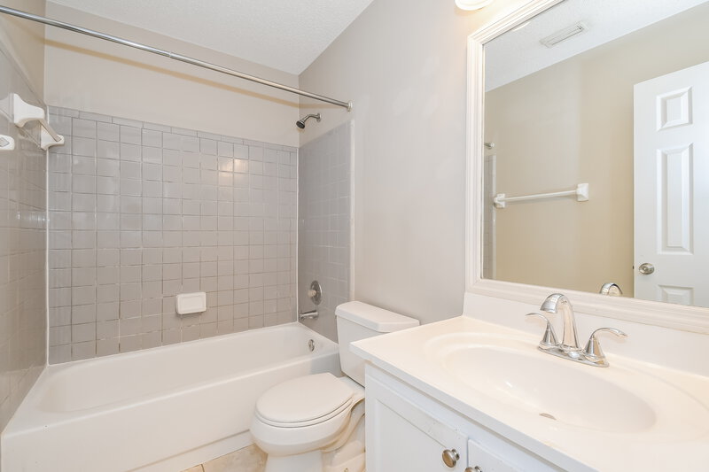 1,950/Mo, 8775 Ivey Rd Jacksonville, FL 32216 Misc View 15