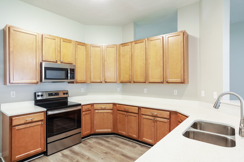 2,840/Mo, 3349 Horseshoe Trail Dr Orange Park, FL 32065 Kitchen View