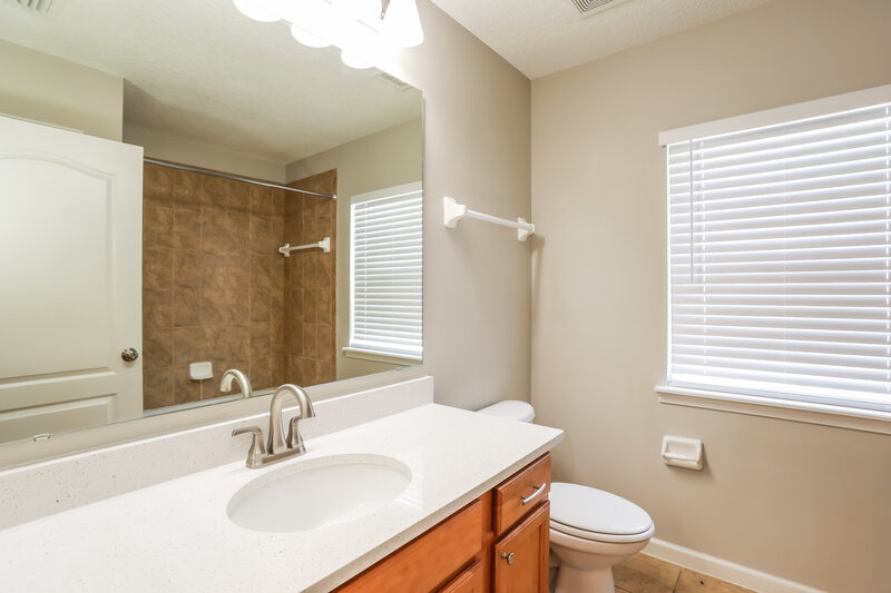 2,840/Mo, 3349 Horseshoe Trail Dr Orange Park, FL 32065 Bathroom View