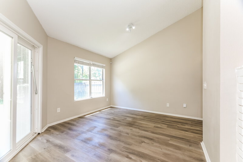 2,155/Mo, 12725 Serenade Cir N Jacksonville, FL 32225 Dining Room View