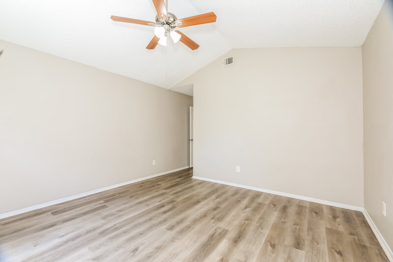 2,155/Mo, 12725 Serenade Cir N Jacksonville, FL 32225 Main Bedroom View 2
