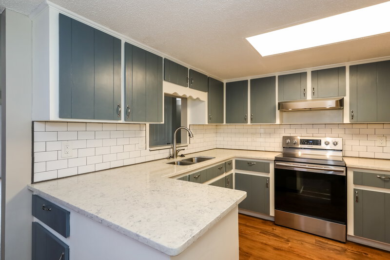 1,945/Mo, 560 William Ellery St Orange Park, FL 32073 Kitchen View 2