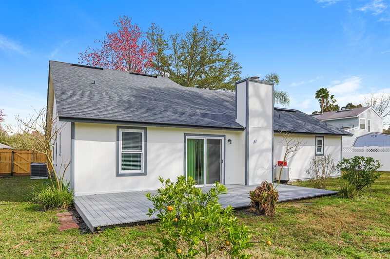 1,945/Mo, 560 William Ellery St Orange Park, FL 32073 Rear View