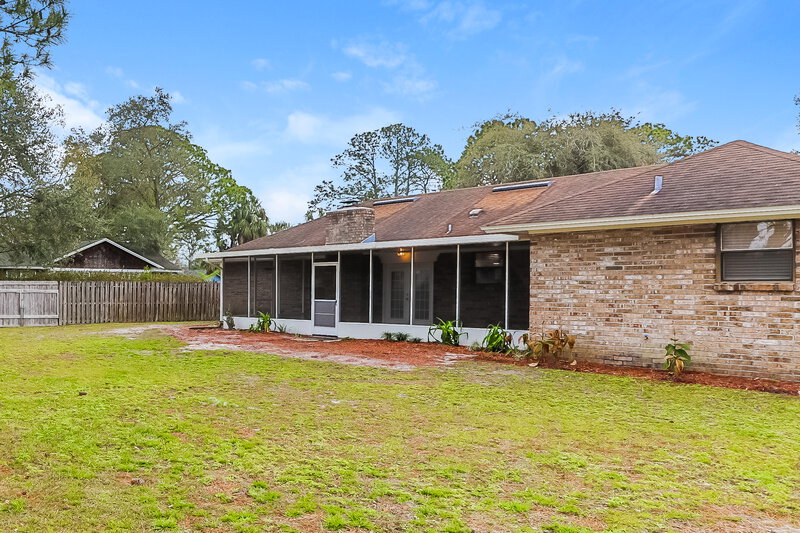 2,075/Mo, 320 Foxridge Rd Orange Park, FL 32065 Rear View