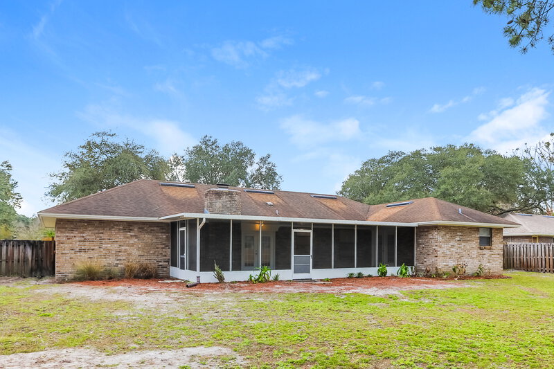 2,075/Mo, 320 Foxridge Rd Orange Park, FL 32065 Rear View 2
