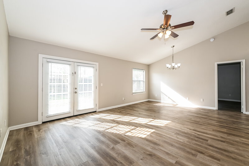 2,020/Mo, 11548 Treasury Cir S Jacksonville, FL 32246 Living Room View