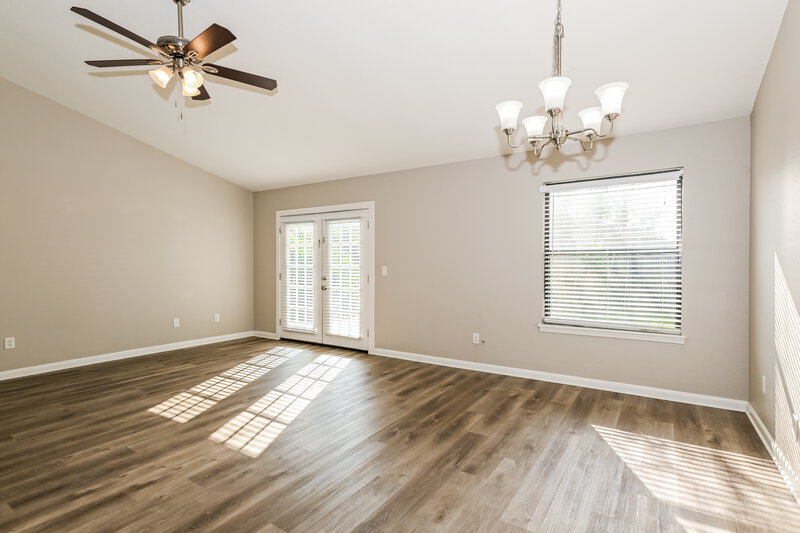 2,020/Mo, 11548 Treasury Cir S Jacksonville, FL 32246 Dining Room View 2