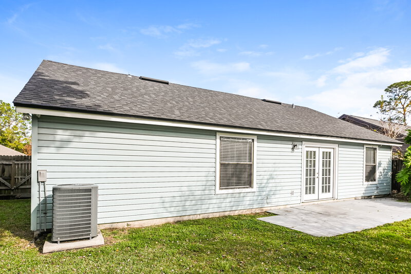 2,020/Mo, 11548 Treasury Cir S Jacksonville, FL 32246 Rear View