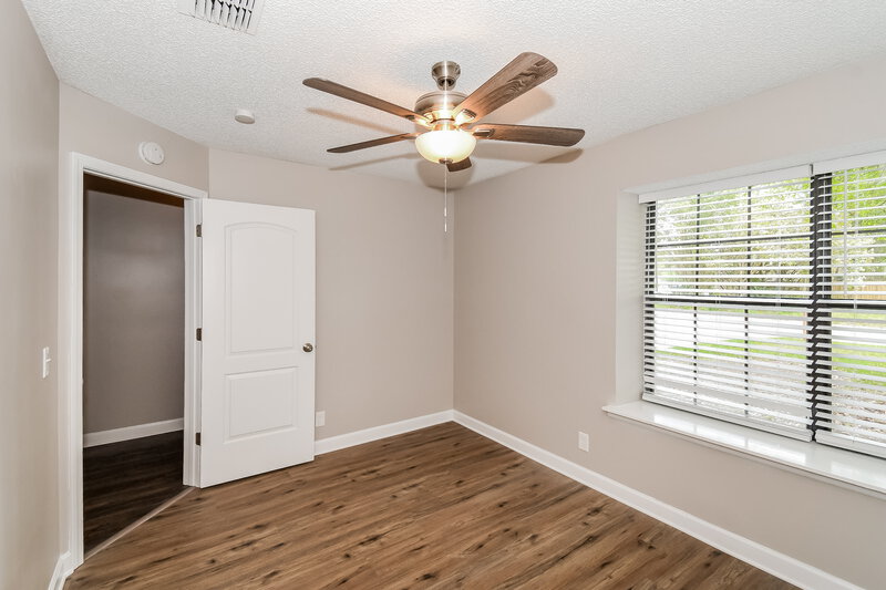 1,770/Mo, 10846 Naples Ct S Jacksonville, FL 32218 Bedroom View 2