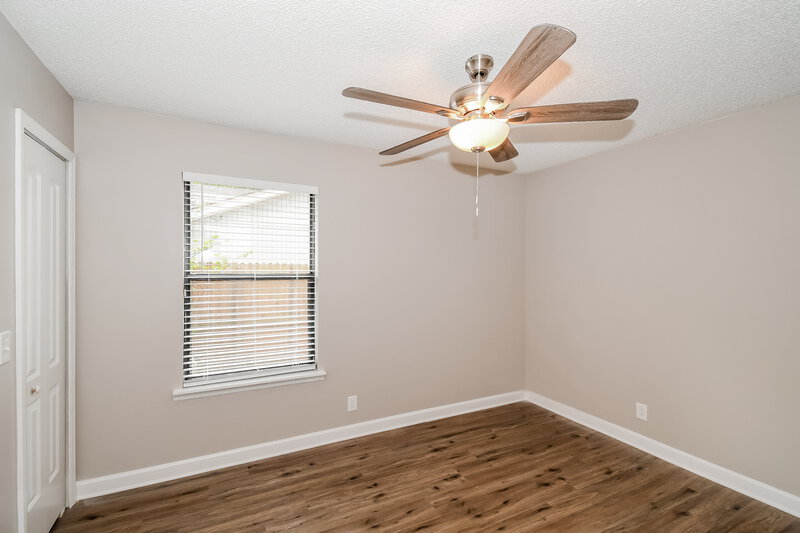 1,770/Mo, 10846 Naples Ct S Jacksonville, FL 32218 Bedroom View 3