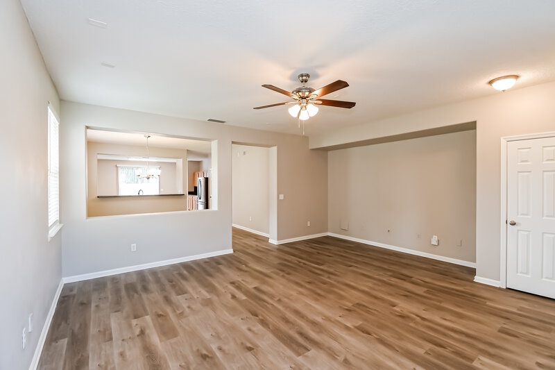 1,925/Mo, 11509 Spring Board Dr Jacksonville, FL 32218 Living Room View 2