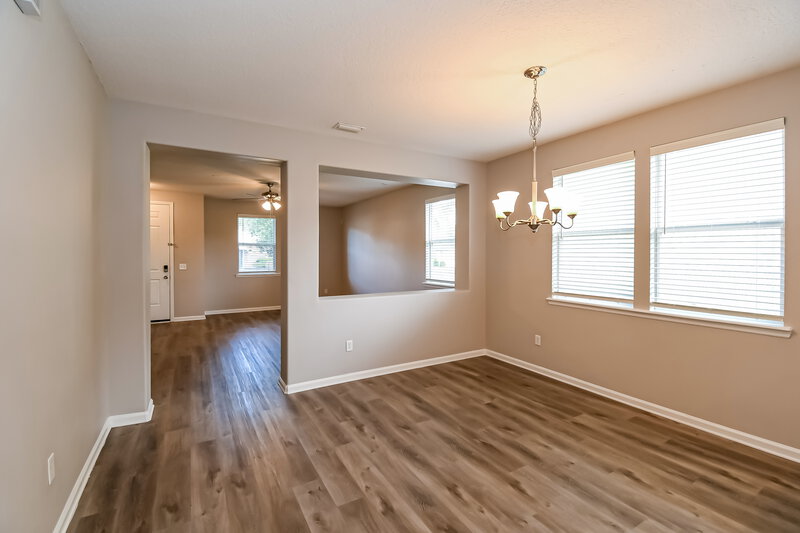 1,925/Mo, 11509 Spring Board Dr Jacksonville, FL 32218 Dining Room View