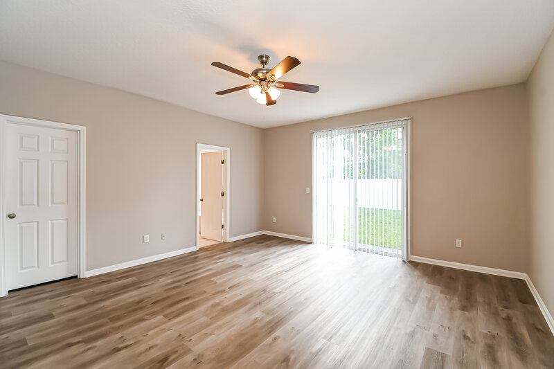1,925/Mo, 11509 Spring Board Dr Jacksonville, FL 32218 Main Bedroom View