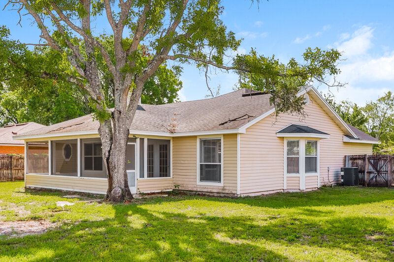 2,640/Mo, 3204 Ryans Ct Green Cove Springs, FL 32043 Rear View