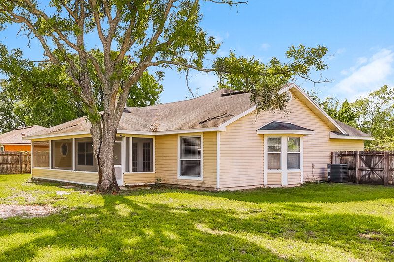 2,640/Mo, 3204 Ryans Ct Green Cove Springs, FL 32043 Rear View 2