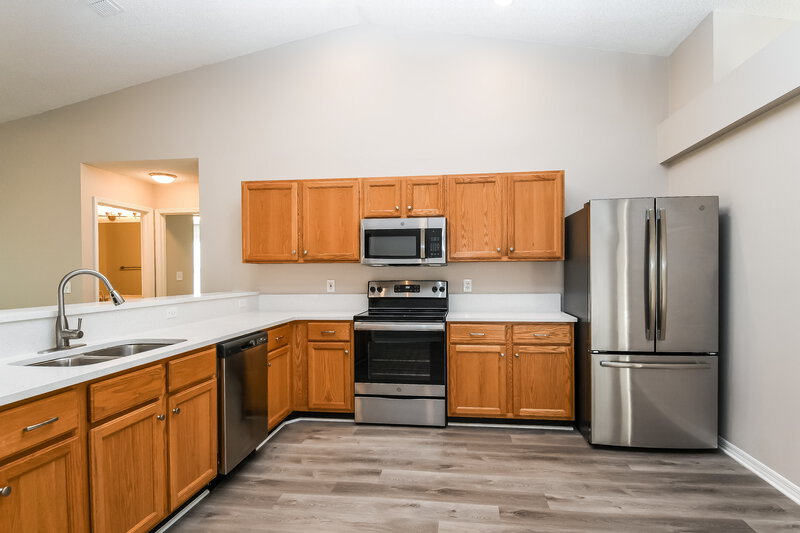 2,125/Mo, 1531 Eddings Grove Ln Jacksonville, FL 32221 Kitchen View 2