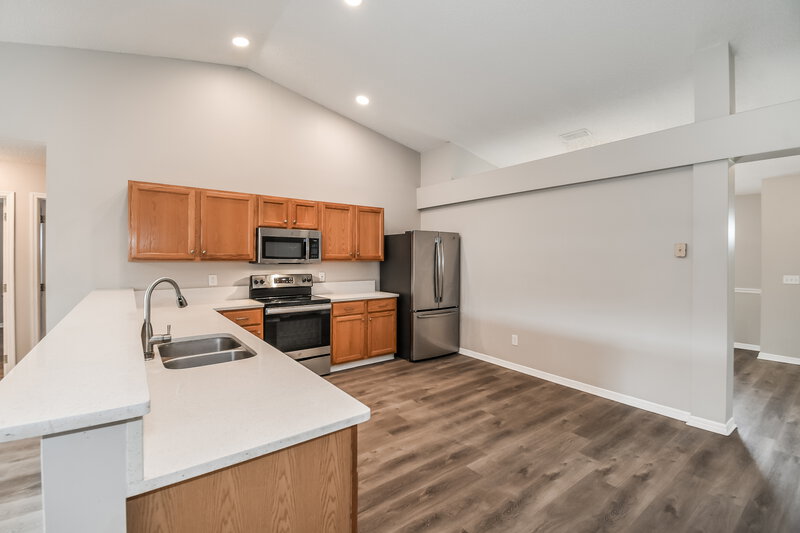 2,050/Mo, 1531 Eddings Grove Ln Jacksonville, FL 32221 Kitchen View 2