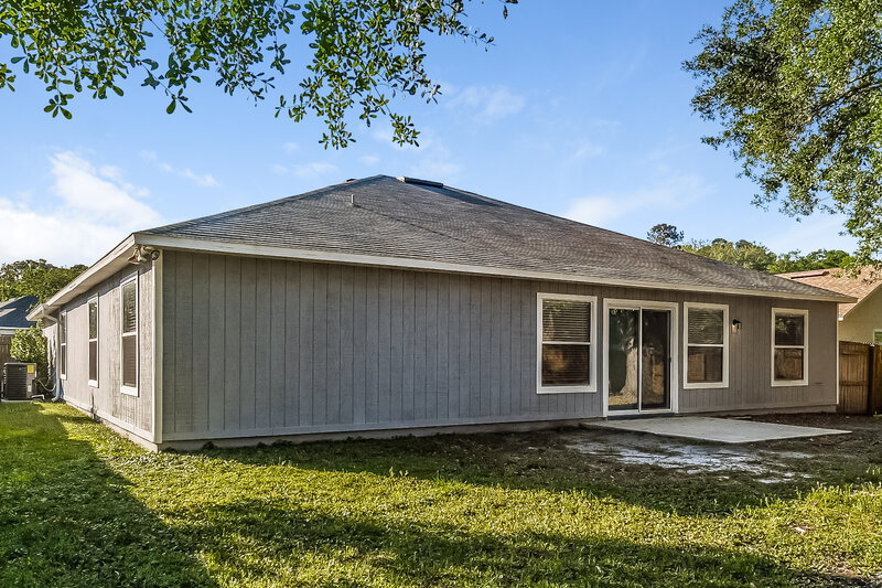 2,125/Mo, 1531 Eddings Grove Ln Jacksonville, FL 32221 Rear View