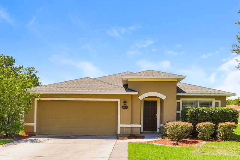 1,980/Mo, 1926 Old Moss Ln Middleburg, FL 32068 External View