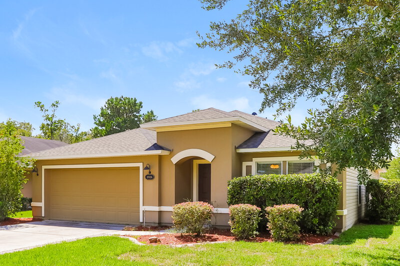 1,980/Mo, 1926 Old Moss Ln Middleburg, FL 32068 Front View