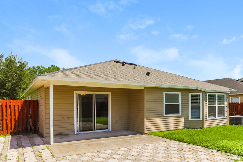 1,980/Mo, 1926 Old Moss Ln Middleburg, FL 32068 Rear View 3