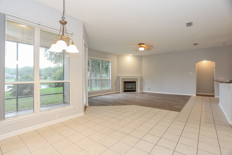 2,130/Mo, 3719 Jacob Lois Dr W Jacksonville, FL 32218 Breakfast Nook View